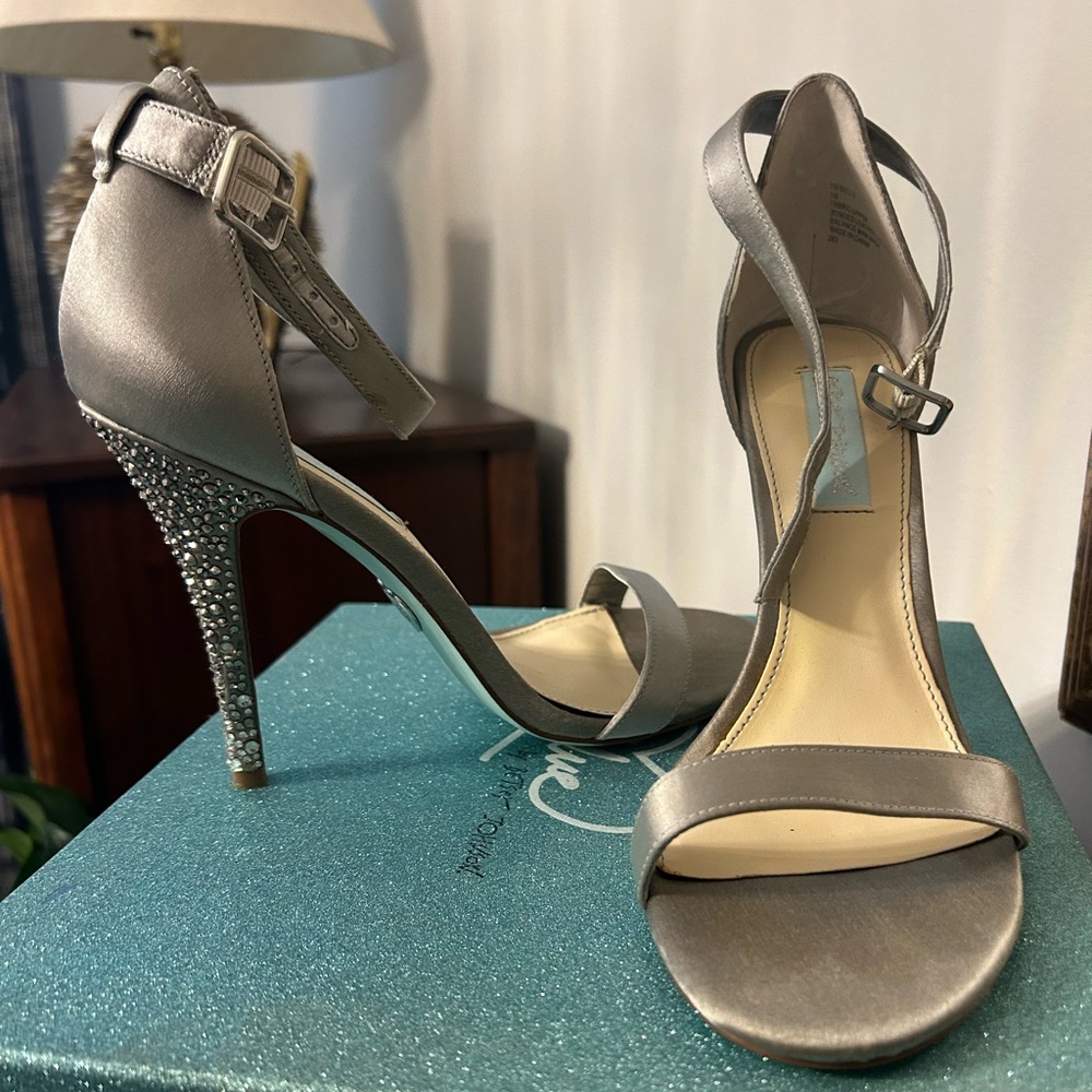 Blue by Betsey Johnson silver satin heels
